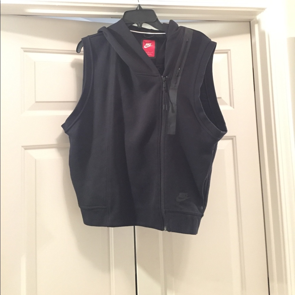 Nike Black Hoodie Vest NWOT Size M