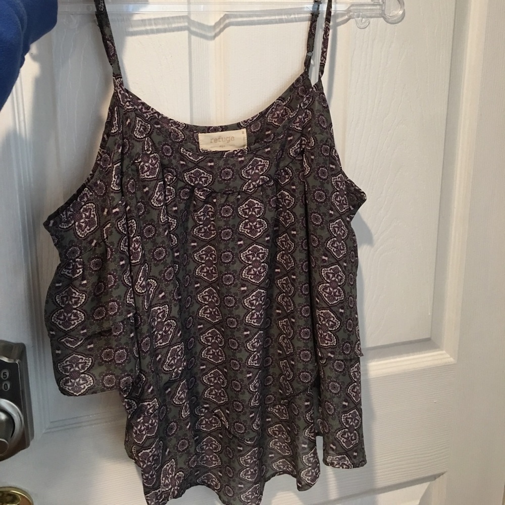 Super cute off the shoulder top