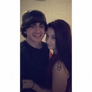 Meet your Posher, Cole