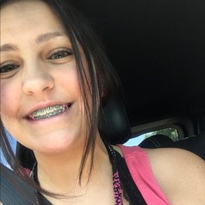 Meet your Posher, Hailie