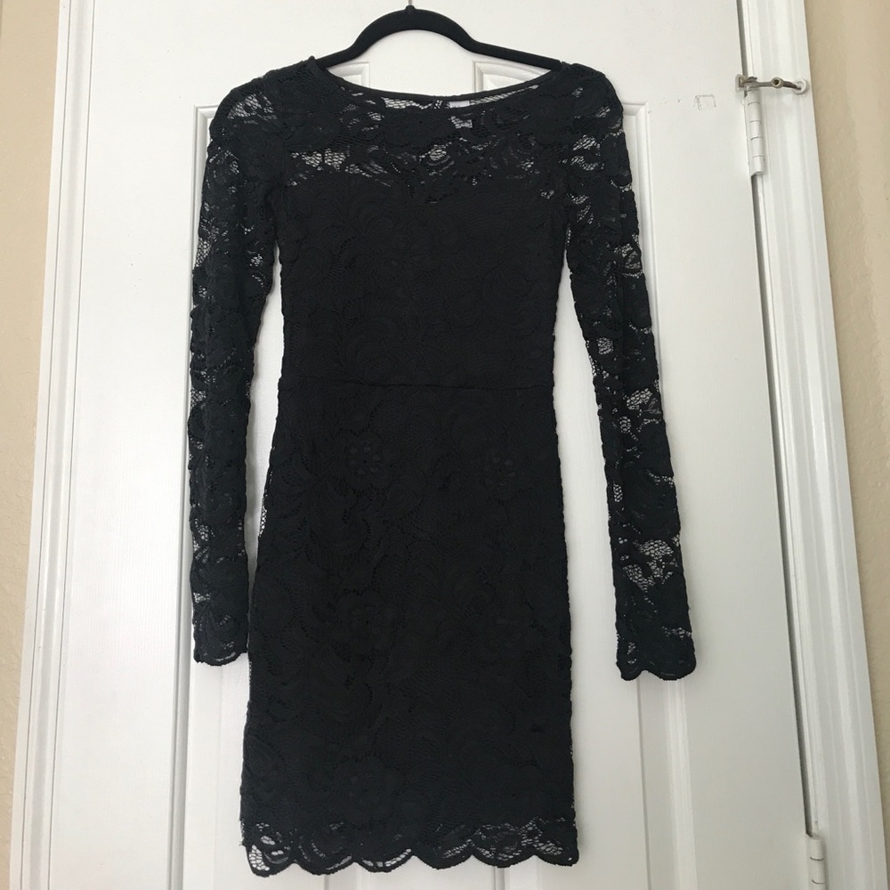 H&M black fitted long sleeve lace dress. Size 2