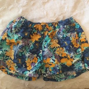 Patagonia Barely Baggies in Neo Tropics