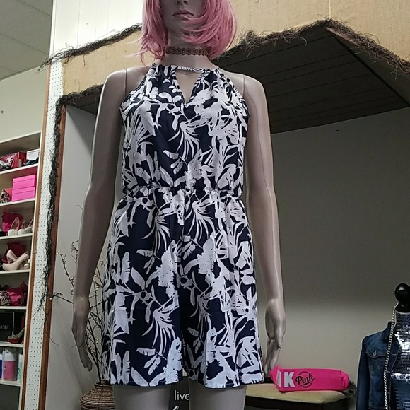 -SPECIAL ORDER-BACKLESS ROMPER! - Picture 6 of 8