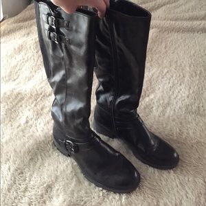 Kin Rogers Riding black boots