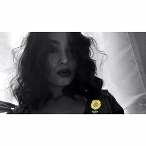 Meet your Posher, Alexia