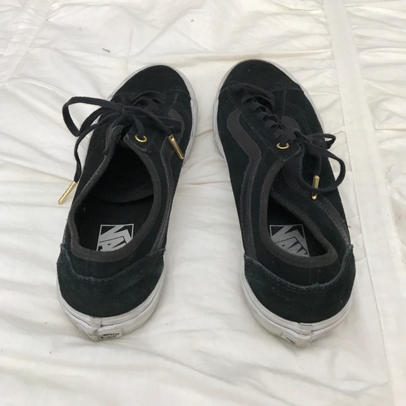 Black & Gold Vans Tennis Shoes - Picture 4 of 5