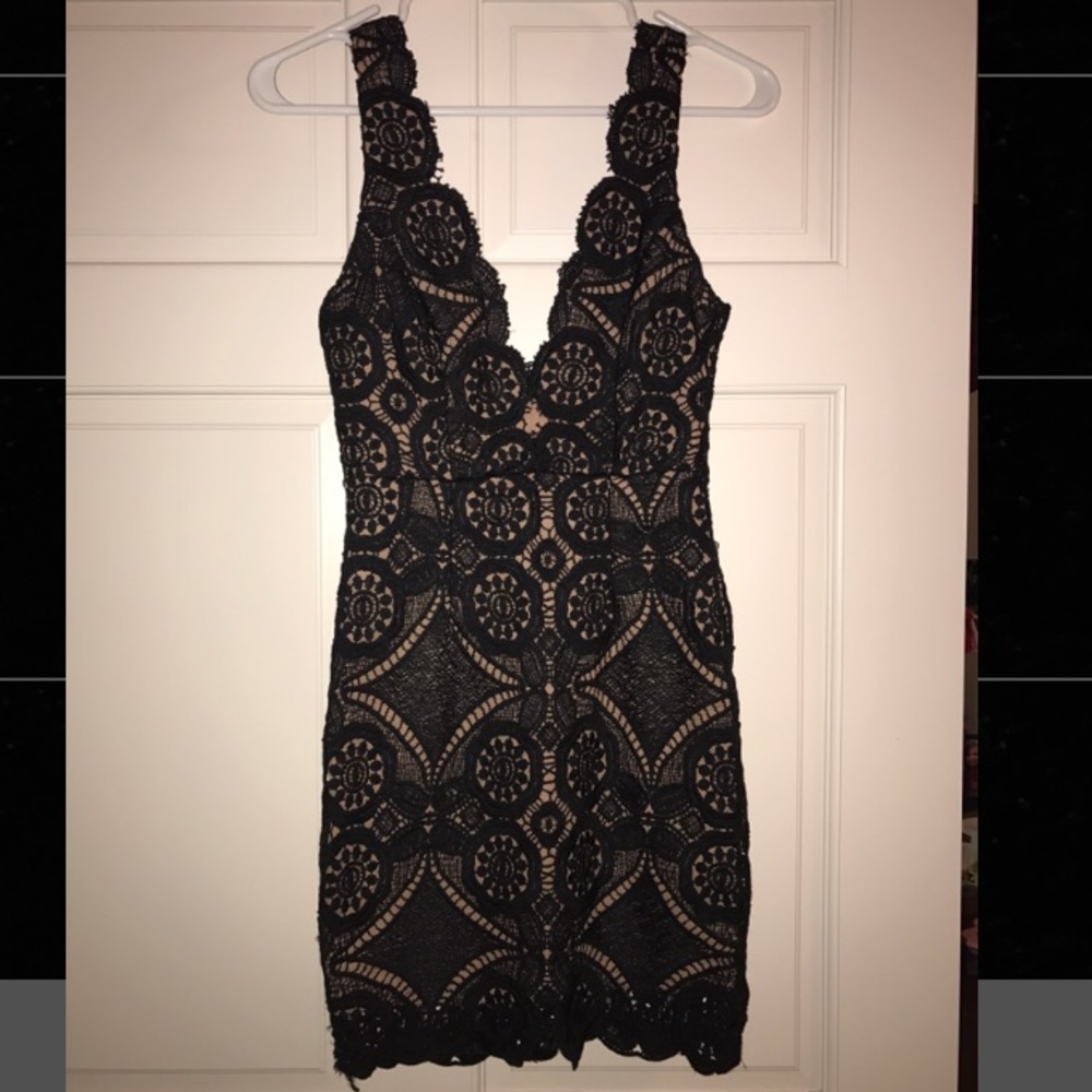 Hello Molly dress size 6 only worn once!