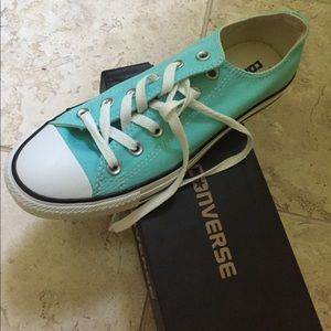 Converse Aruba Blue laceup low top sneakers