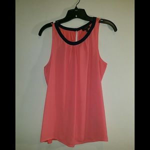 The Limited sleeveless blouse size medium