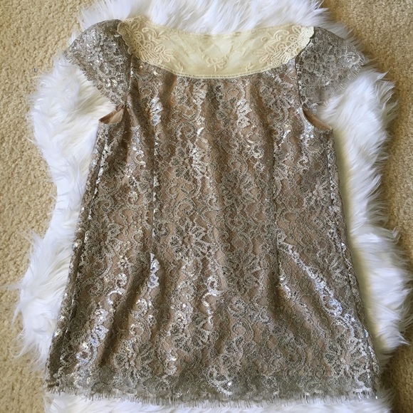 ANTHROPOLOGIE HD in Paris Silver Lace Top - Picture 5 of 8