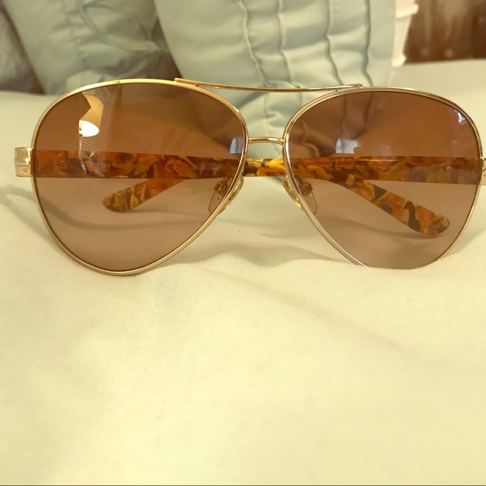 Tory Burch Aviator Sunglasses