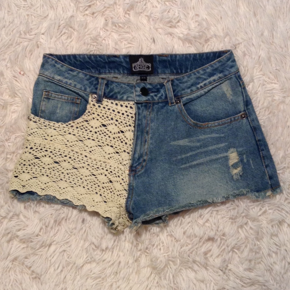 NWOT so cute! half crochet? half Jean shorts