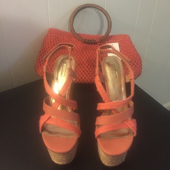 NWT Purse by The Sak - Picture 8 of 8