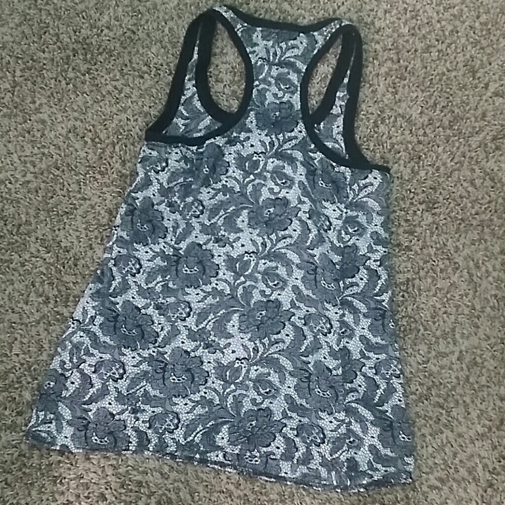 Tank top - Picture 2 of 3