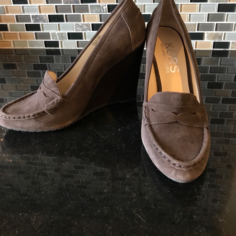*Just Reduced*!! Michael Kors Suede Wedge