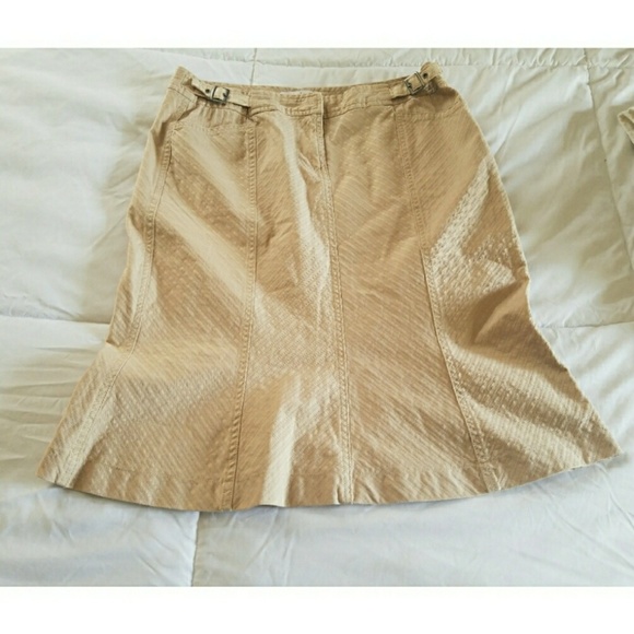 White House Black Market Dresses & Skirts - White House Black Market Skirt Sz 4 Pencil skirt
