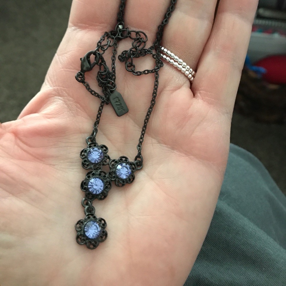 LAVENDER STONES, BLACK CHAIN NECKLACE 💜