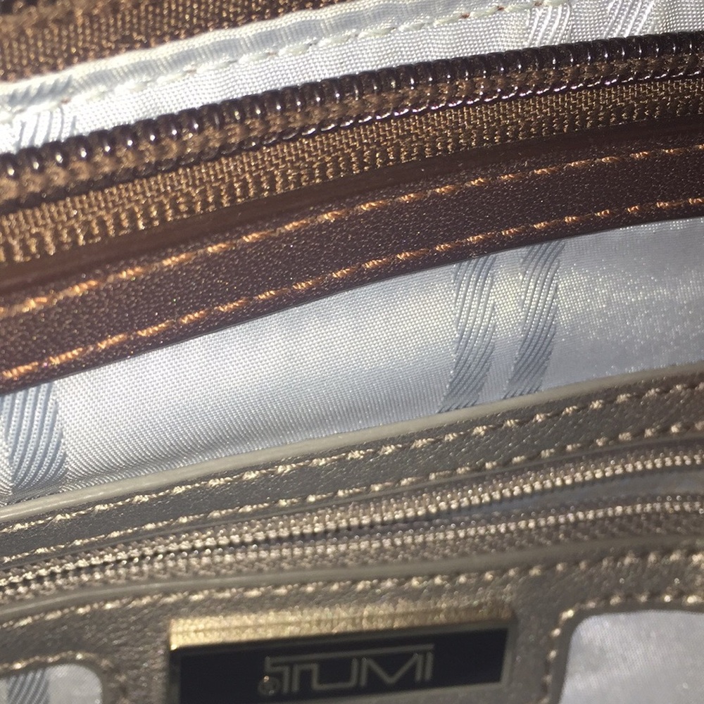 Handbag - Picture 4 of 5