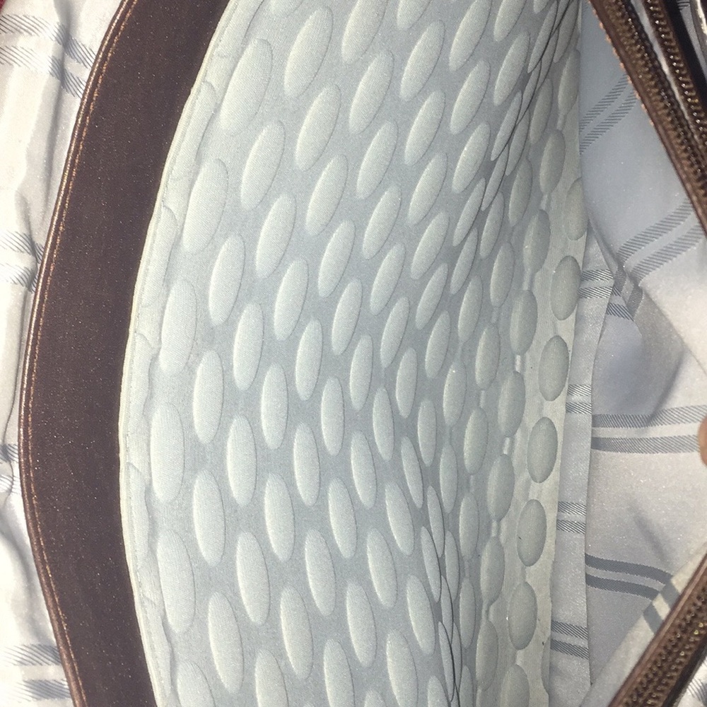 Handbag - Picture 5 of 5