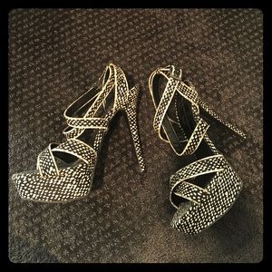 Jessica Simpson Blairee platform stiletto