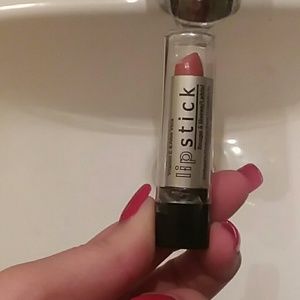 L.A. colors lip stick