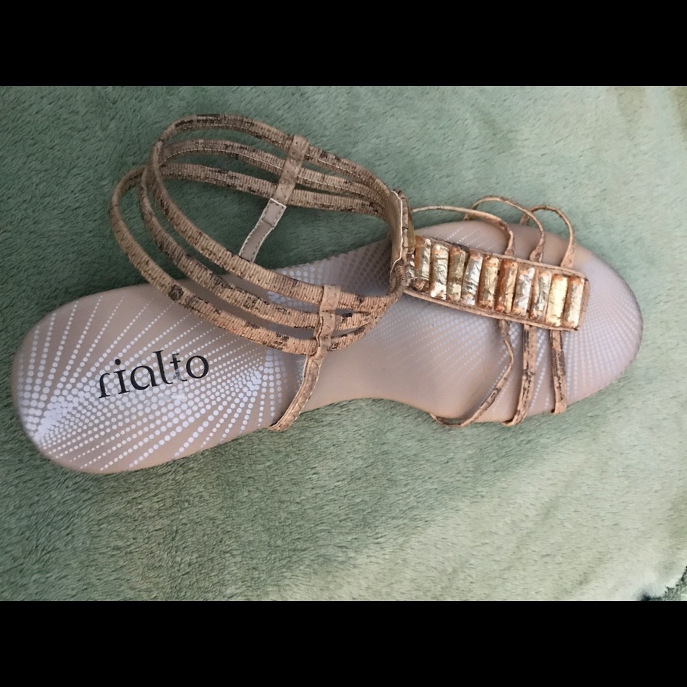 Lady's shoes