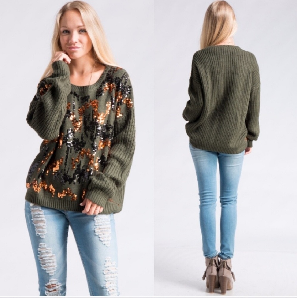 💚ORDER TODAY💛 Green Gold Black Sequin Sweater