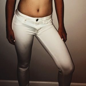white american eagle jeans