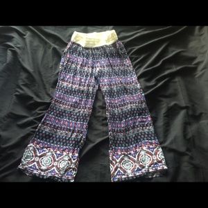 Wide Legged Lose Pants