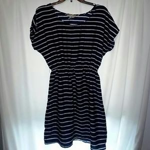 Light 100% Polyester Dress