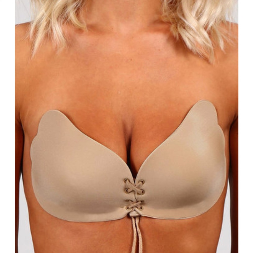 Nude Seamless 'Miracle' Silicone Bra - Nude