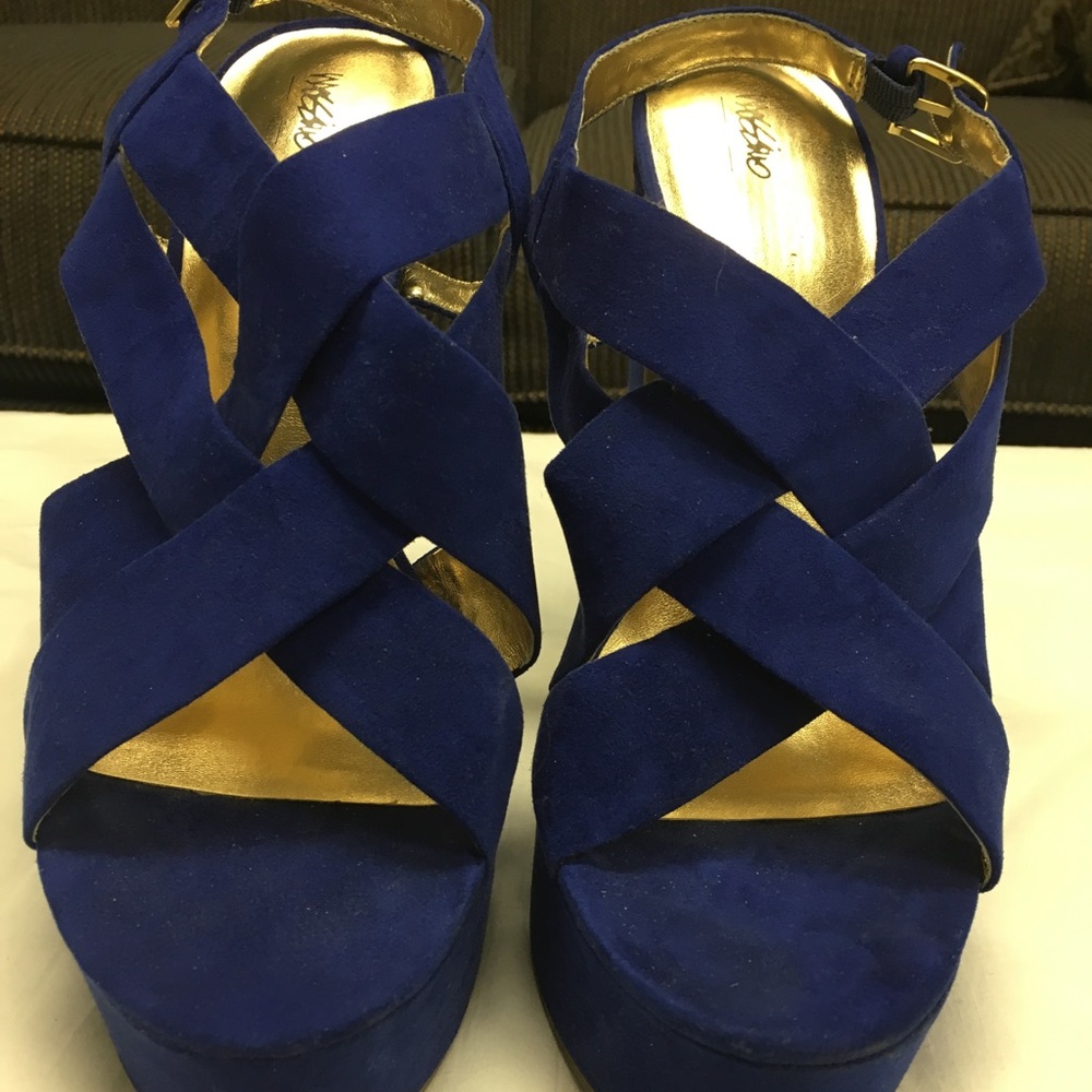 Blue suede platform shoes