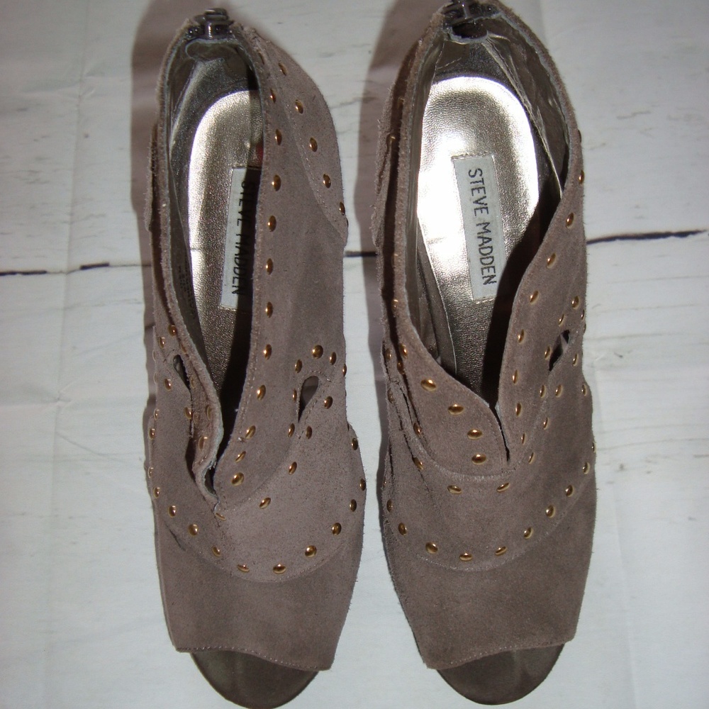 Steve Madden P-Diem Suede Peep-toe Ankle Bootie - Picture 3 of 8