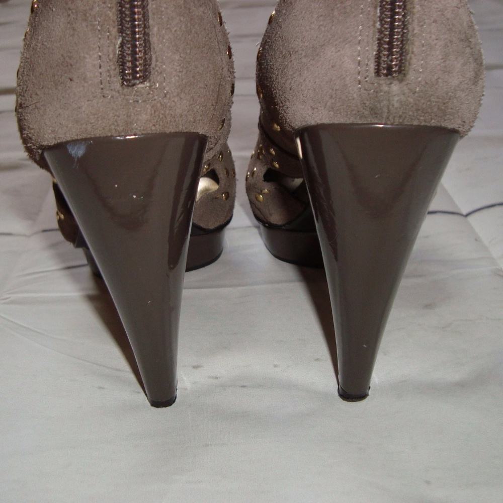 Steve Madden P-Diem Suede Peep-toe Ankle Bootie - Picture 6 of 8