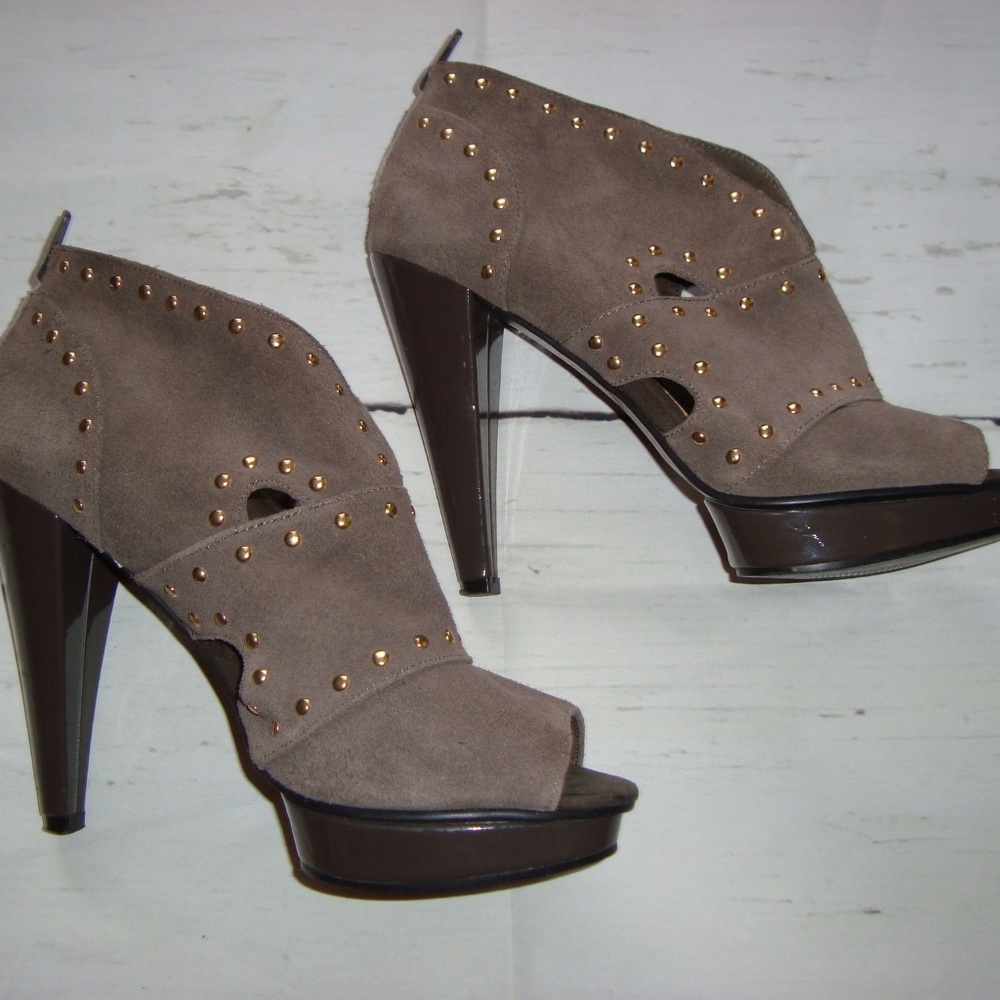 Steve Madden P-Diem Suede Peep-toe Ankle Bootie - Picture 1 of 8