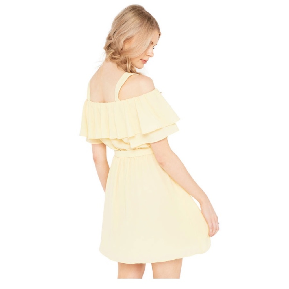 Miss Selfridge Off the shoulders ruffle dress