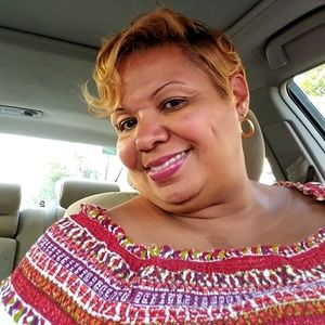 Meet your Posher, Damisha