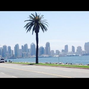 Meet your Posher, Adrian