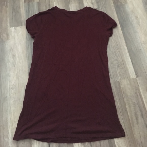 Maroon t-shirt dress - Picture 2 of 4
