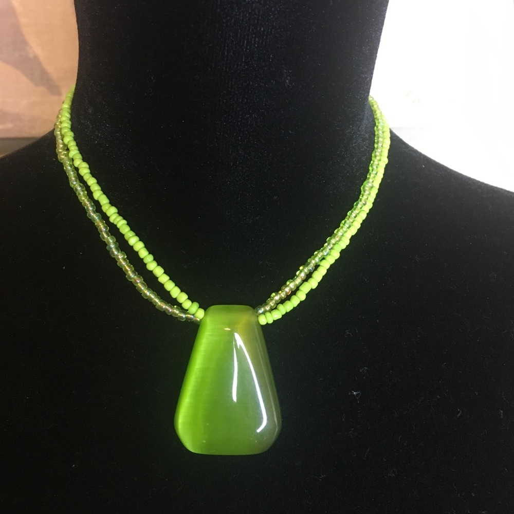 🍈Lime green statement necklace