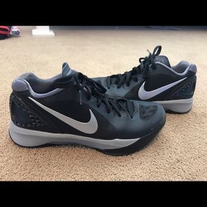 Nike volley zoom hyperspike volleyball shoes
