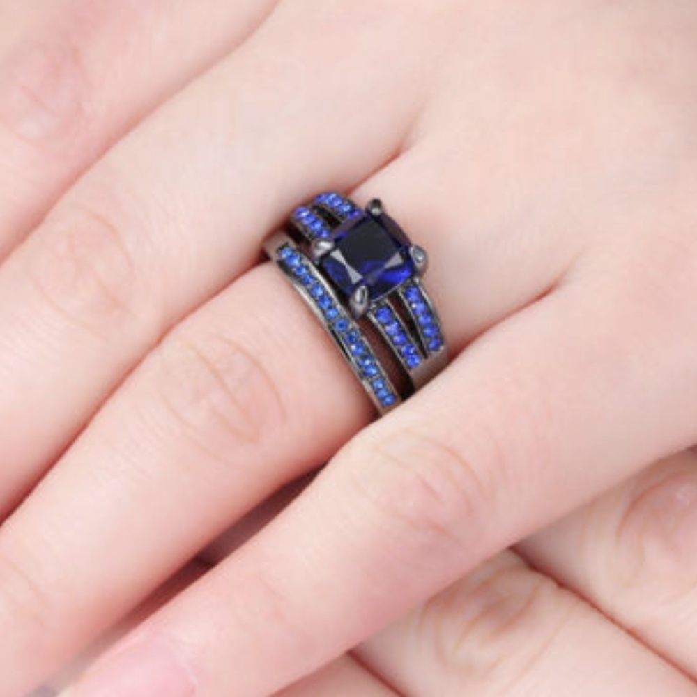 Arctic ❄️Sapphire Ring Set