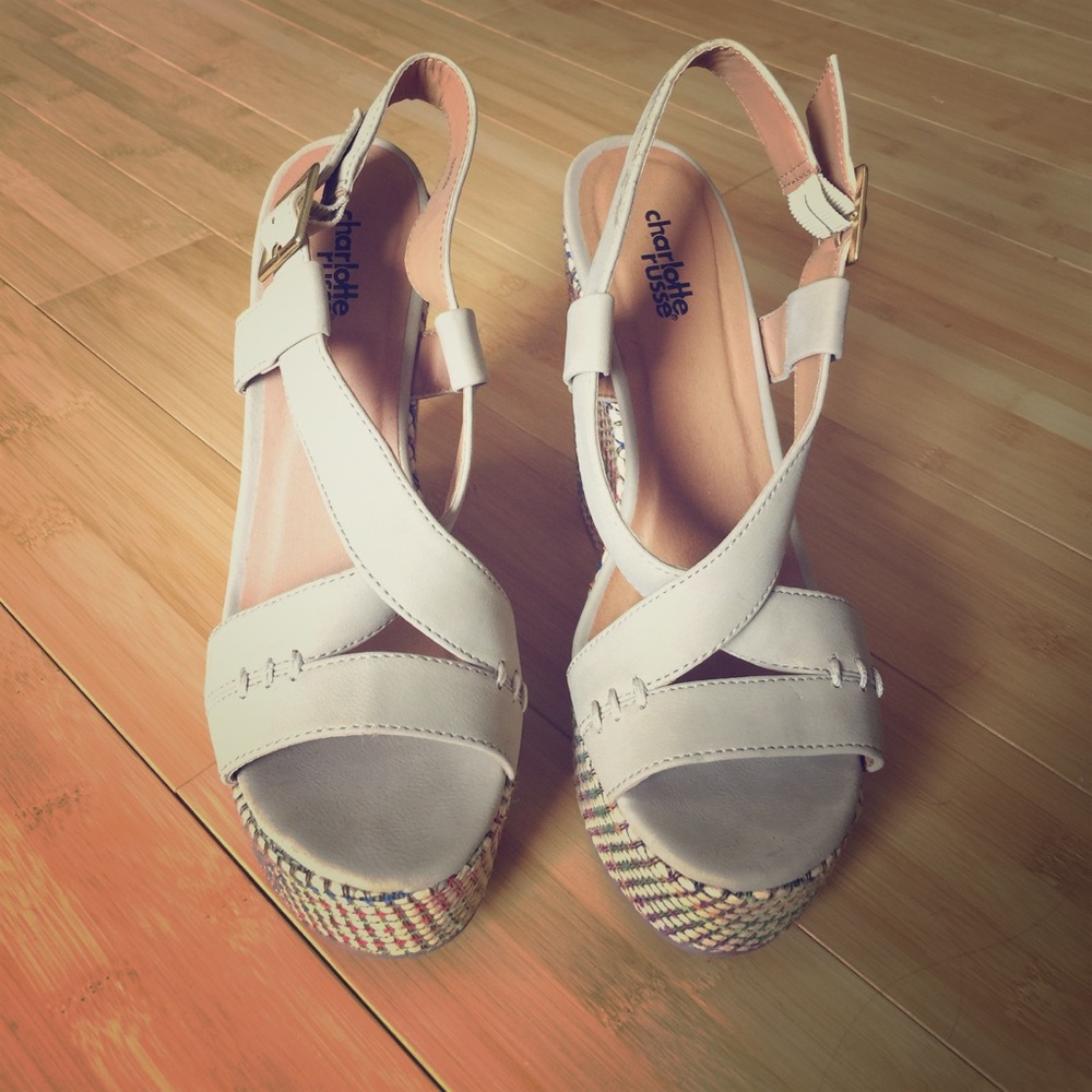 CHARLOTTE RUSSE FUNKY WEDGES