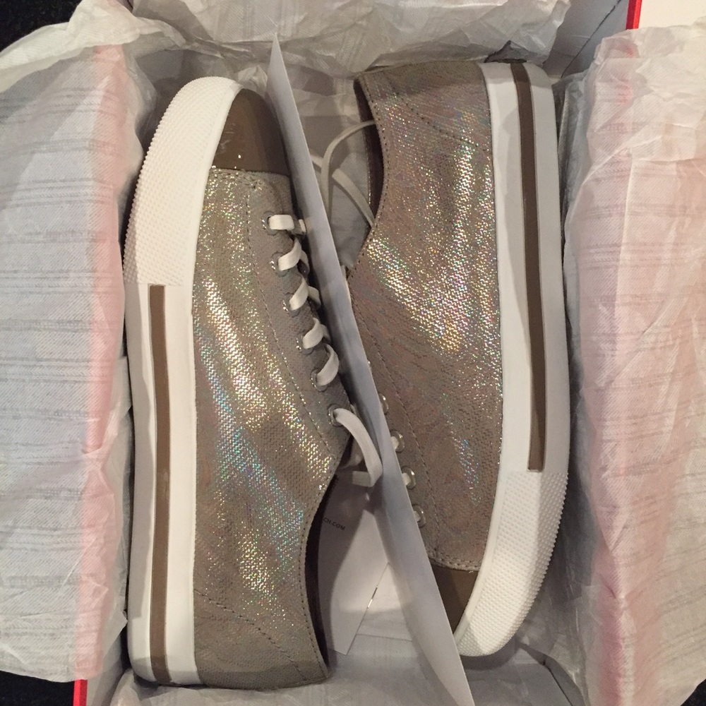 Coach IAN Taupe Leather Tennis Shoes Sneakers! NIB