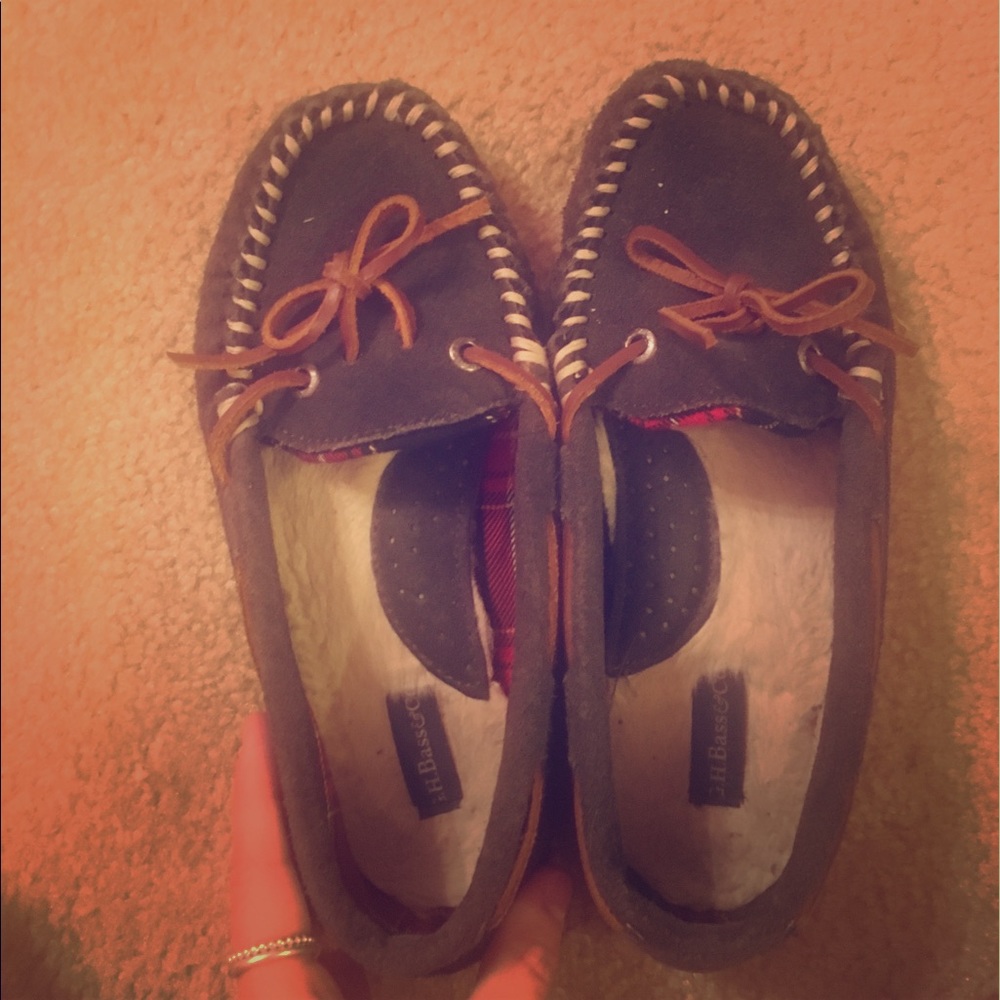 Womens moccasins