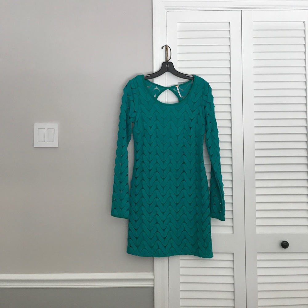 Free people long sleeve cutout back dress