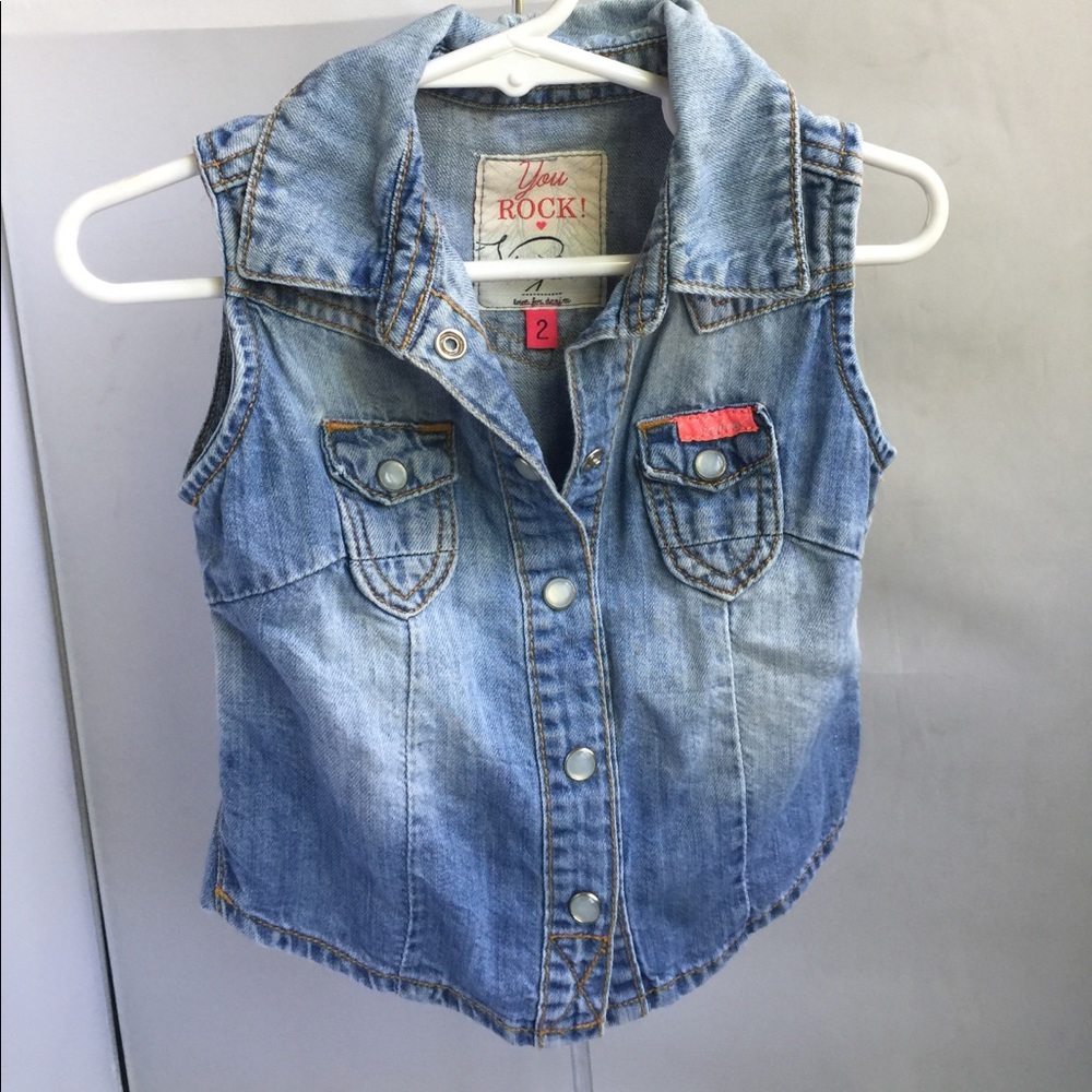 Girls size 2 sleeveless Denim shirt by Vingino