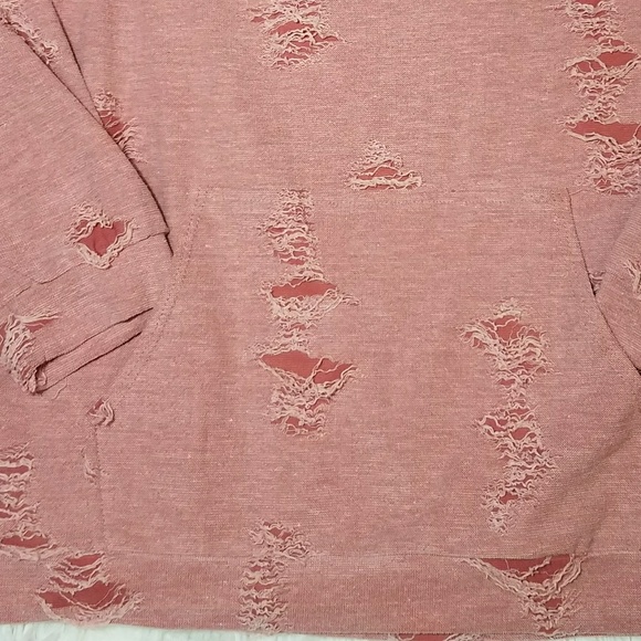 🎉HP x 2🎉BRANDY DISTRESSED OFF SHOULDER TOP - Picture 4 of 5