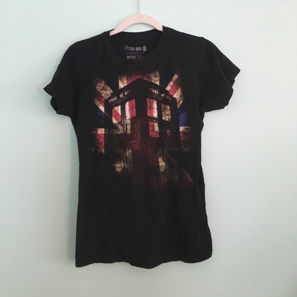 Doctor Who Union Jack tee shirt