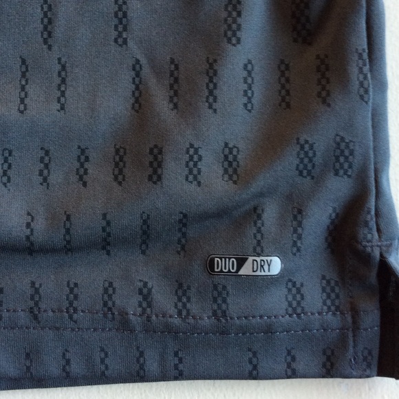 ♦️SOLD‼️Men Golf T Shirt - Picture 3 of 5